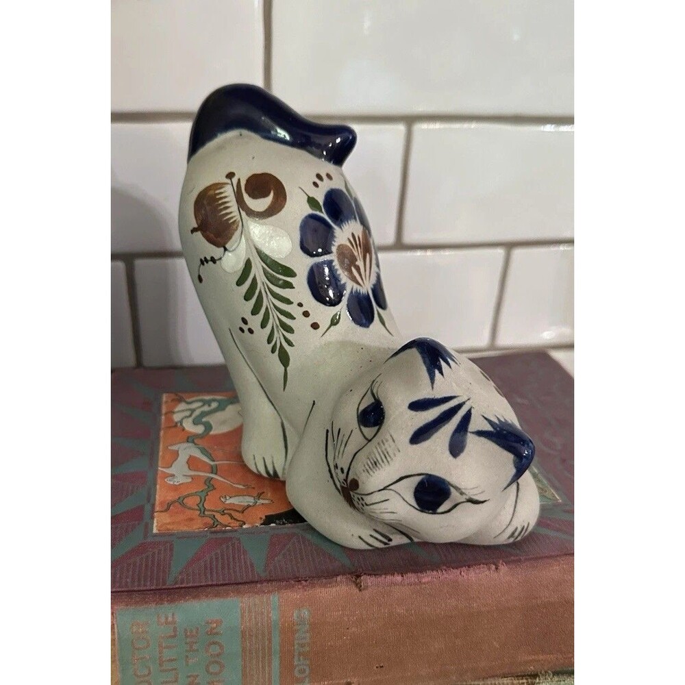 Tonala Hand Painted Floral Mexico Pottery Cat Stretching Figurine  5” Folk Art
